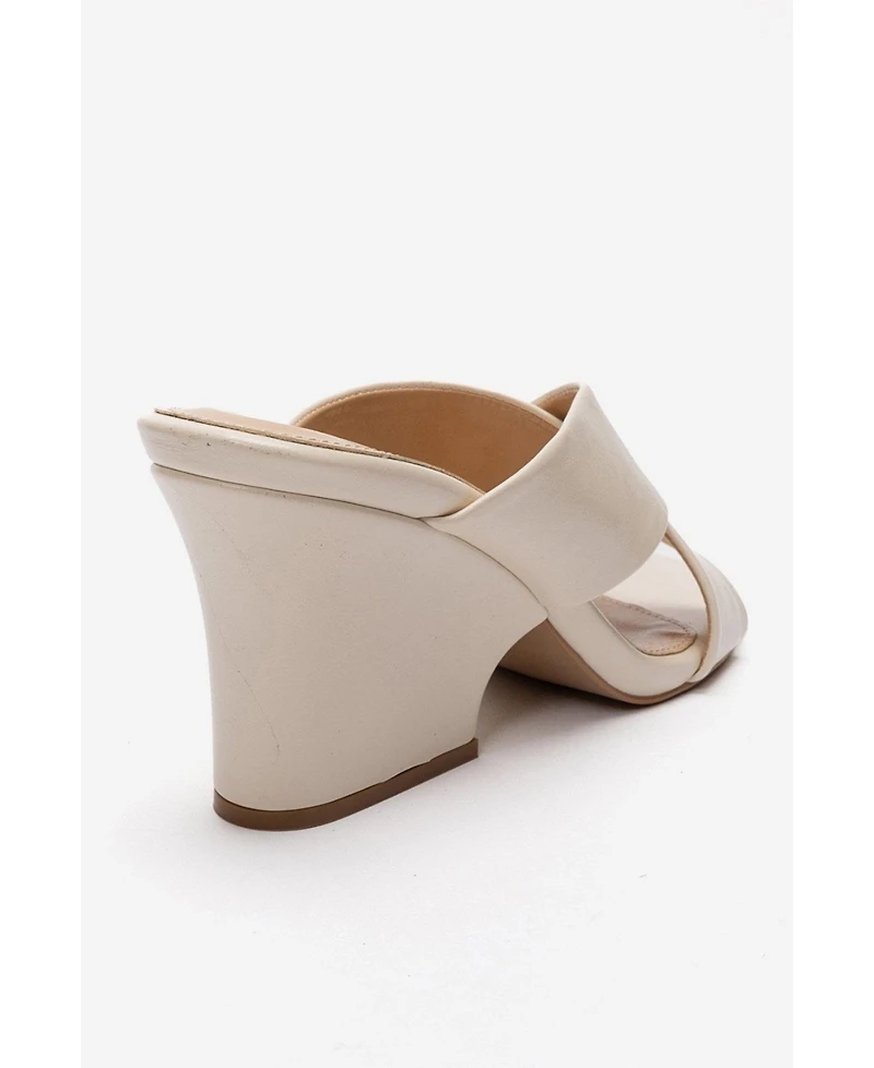 Prologue Shoes Women's Yavin Cross Strap Wedge Sandal
