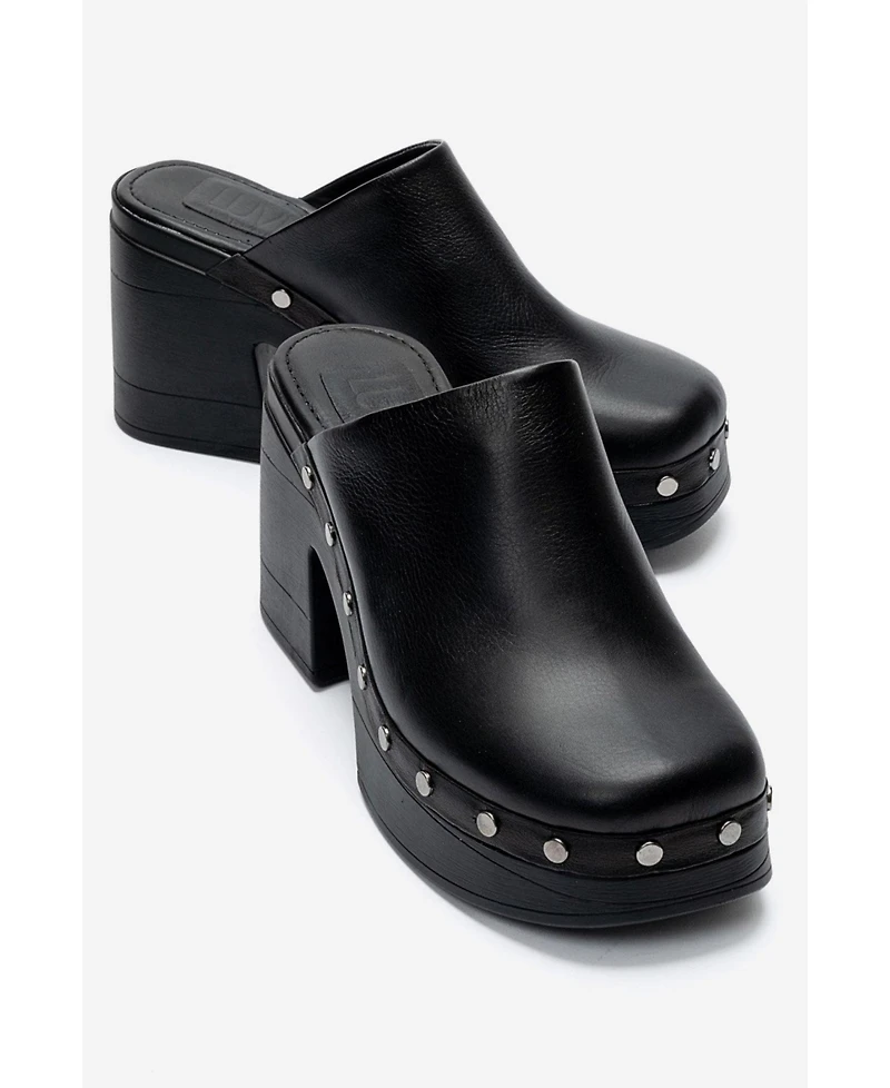 Forever and Always Shoes Women's Bellune Leather Block Heel Platform Sandal