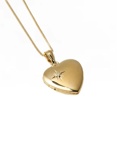 The M Jewelers Photo Locket Necklace