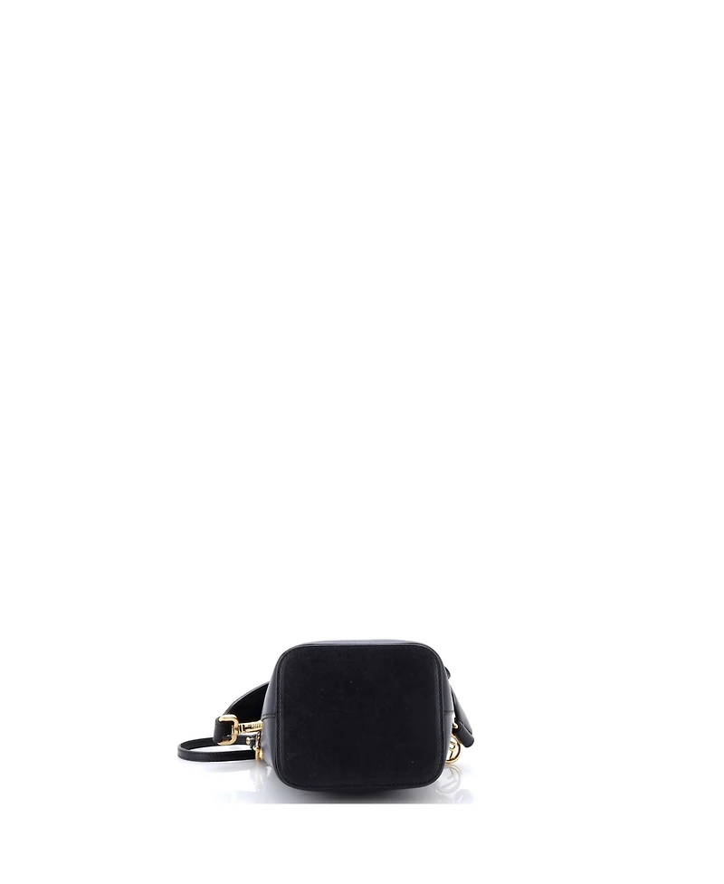 Pre-Owned Fendi Mini Mon Tresor Bucket Bag Leather