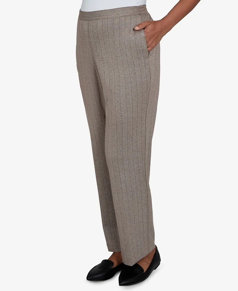 Alfred Dunner Petite Mid-Rise Straight Pull-On Pants
