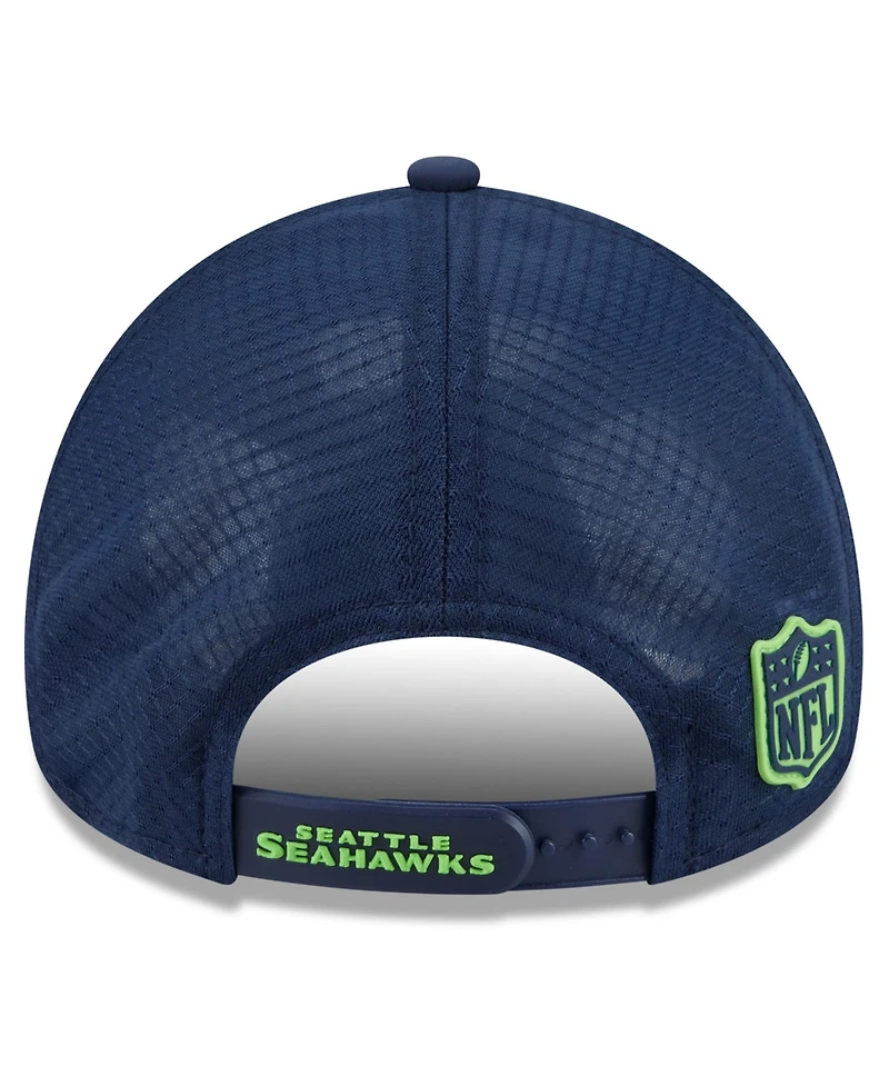 New Era Men's College Navy Seattle Seahawks 2026 Sideline Apex 9FORTY Adjustable Trucker Hat
