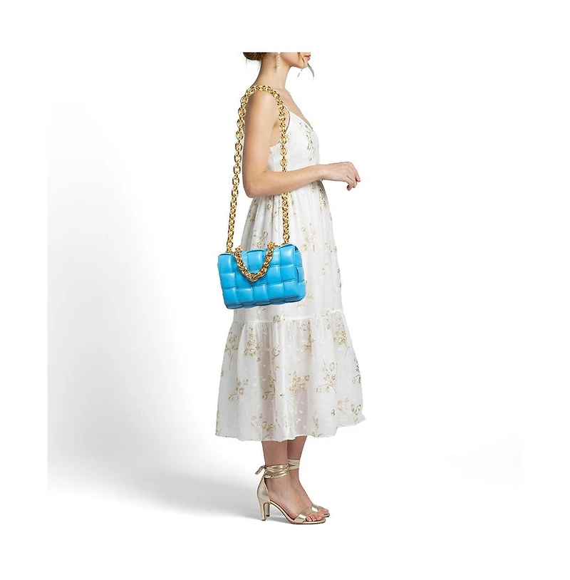 Pre-Owned Bottega Veneta Women's Padded Cassette Leather Chain Shoulder Bag