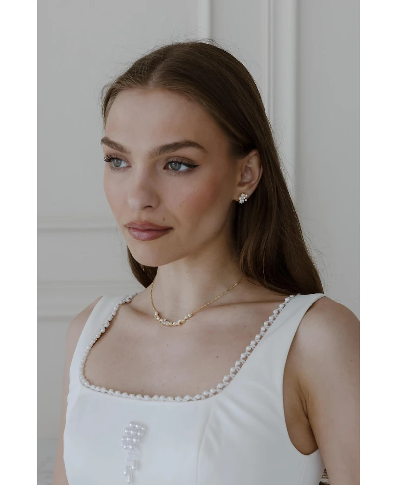 Untamed Petals Cleo Pearl and Crystal Necklace