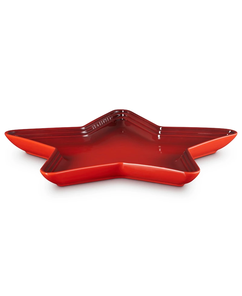 Le Creuset Stoneware 13.5" Star Serving Platter, Exclusively at Macy's