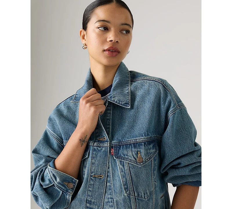 Levi's Women's Trucker Denim Oversized-Fit Jacket