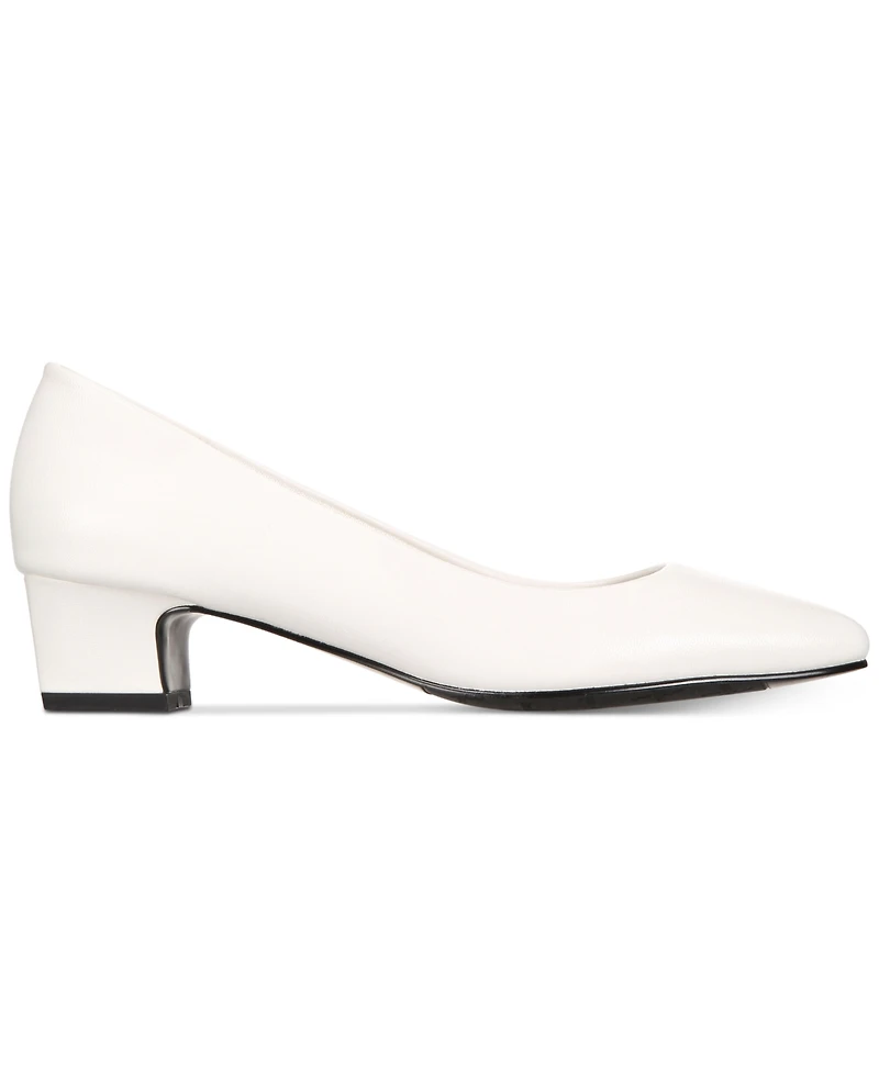 Easy Street Prim Kitten Heel Pumps