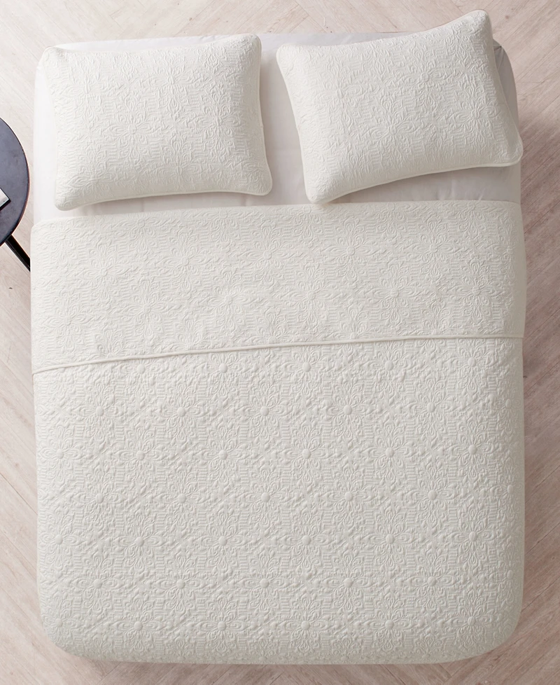 Vcny Home Caroline Embossed 3-Pc. Quilt Set, Full/Queen