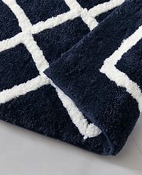 Madison Park Bittman Tufted Reversible Microfiber Bath Rug