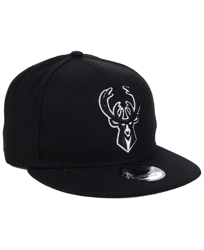 New Era Milwaukee Bucks Black White 9FIFTY Snapback Cap