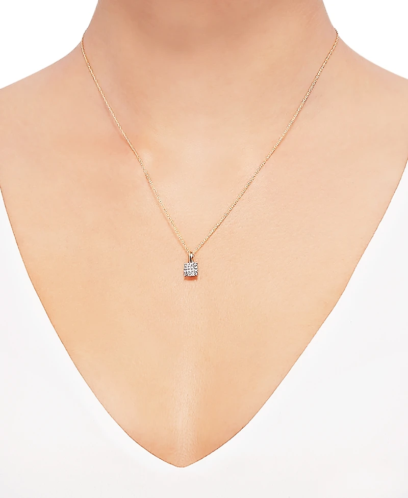 Diamond Cluster 18" Pendant Necklace (1/10 ct. t.w.) in 10k Gold