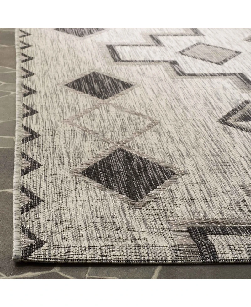 Safavieh Courtyard CY8533 Gray and Black 5'3" x 7'7" Outdoor Area Rug