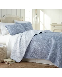 Southshore Fine Linens Winter Brush Lightweight Reversible Quilt Set