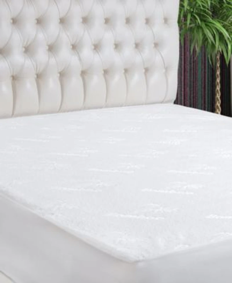 Swiss Comforts Rayon From Bamboo Waterproof Mattress Protector