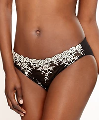 Wacoal Women's Embrace Lace Bikini Underwear 64391