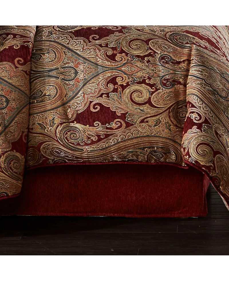 J Queen New York Garnet 4-Pc. Comforter Set