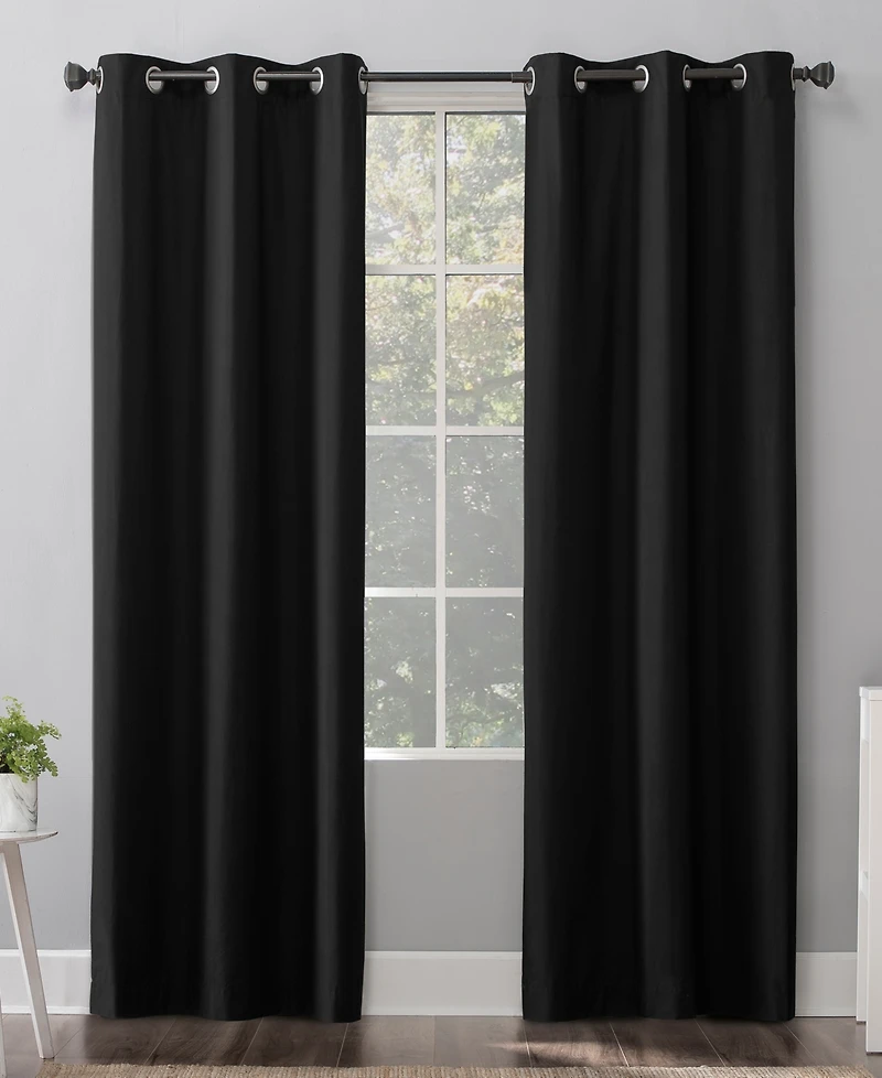 Cyrus Thermal 100% Blackout Grommet Curtain Panel