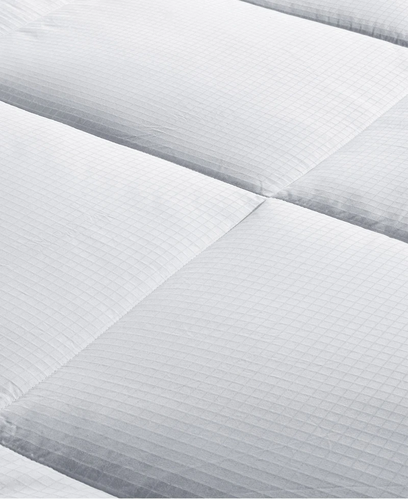 Unikome All Season Classic Grid Jacquard Down Alternative Comforter, King