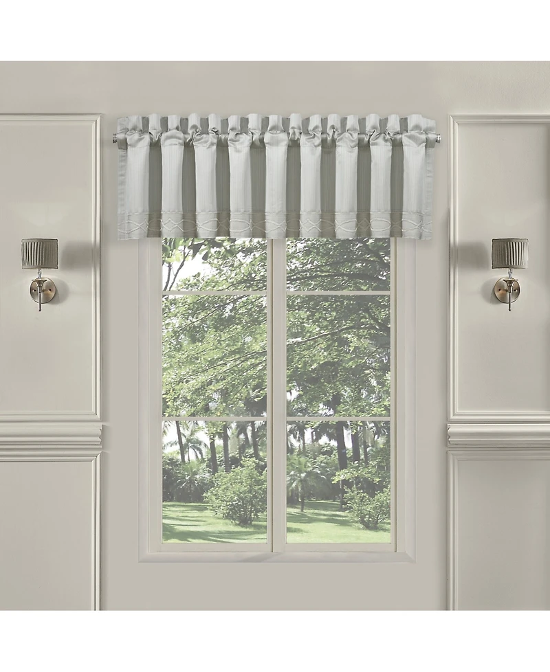 Five Queens Court Nouveau Straight Window Valance, 18" x 88"
