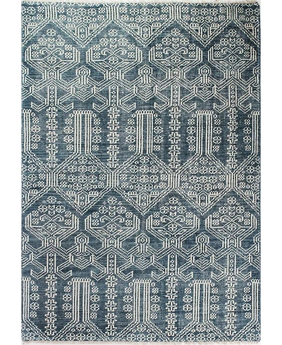 Bashian Carah AR108 3' 6" x 5' 6" Area Rug