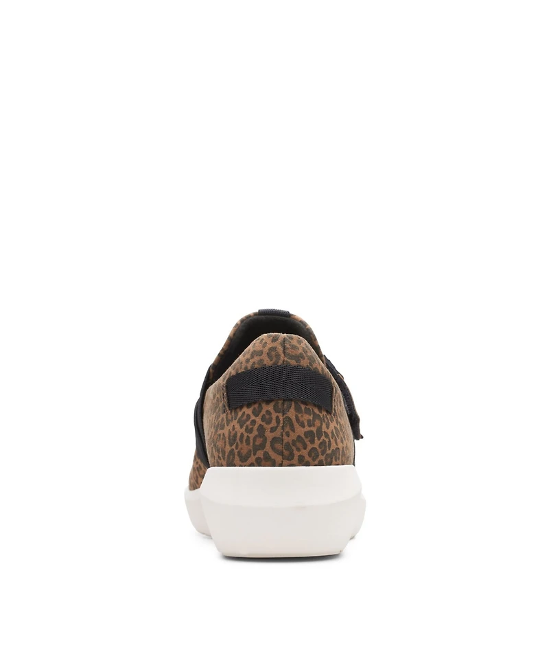 Clarks Women's Collection Kayleigh Charm Slip Ons