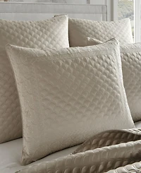 J Queen New York Lyndon Sham, Standard