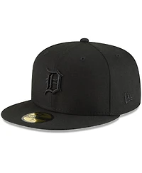 Men's New Era Detroit Tigers Black On Black 59FIFTY Fitted Hat