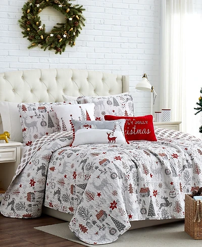 Southshore Fine Linens Holly Jolly Lane Oversized Reversible 6-Pc. Quilt Set