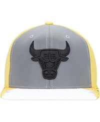 Men's Mitchell & Ness Gray, Yellow Chicago Bulls Day 5 Snapback Hat