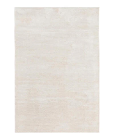 Bayshore Home Islin ISL06 5'3" x 8' Area Rug
