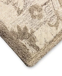 Liora Manne' Hana Flora 7'6" x 9'6" Area Rug