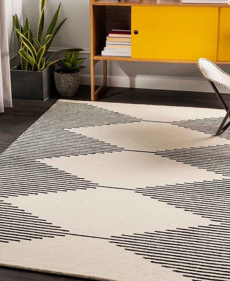 Livabliss Granada GND2331 6' x 9' Area Rug