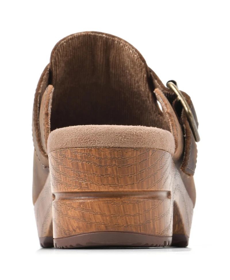 White Mountain Women's Behold Clogs