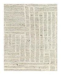 Surya Manisa Mns-2304 5' x 7'6" Area Rug