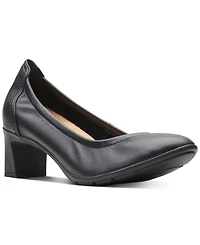 Clarks Women's Neiley Pearl Slip-On Pumps