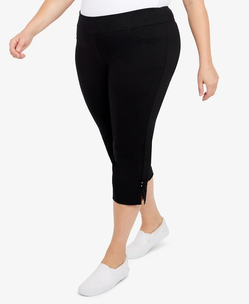 Plus Essentials Solid Pull-On Capri Pants with Detailed Split Hem