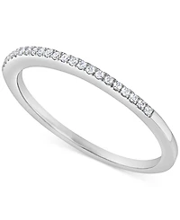 Diamond Wedding Band (1/20 ct. t.w.) 14k Gold