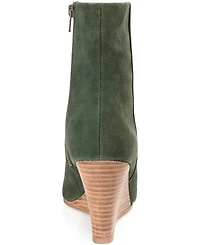 Journee Signature Women's Reeya Studded Stacked Wedge Booties