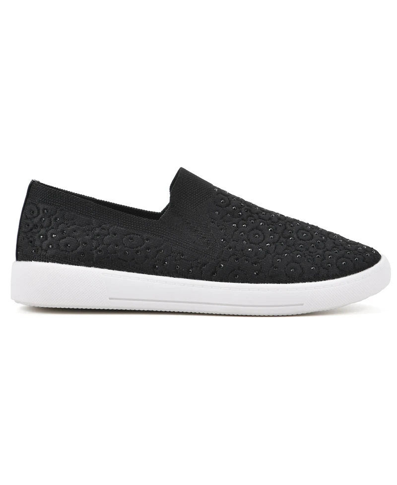 White Mountain Women's Unit Slip On Sneakers