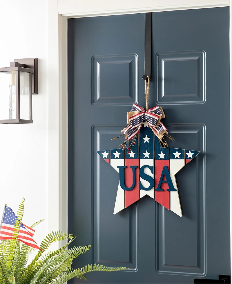 Glitzhome 19.25" L Patriotic, Americana Wooden Star Door Hanger