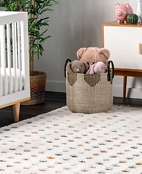 nuLoom Loft Behati Polka Dot Kids Tasseled 5'3" x 7'6" Area Rug