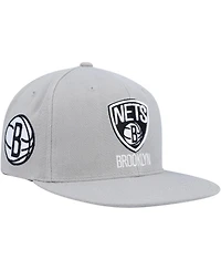Men's Mitchell & Ness Gray Brooklyn Nets Side Core 2.0 Snapback Hat