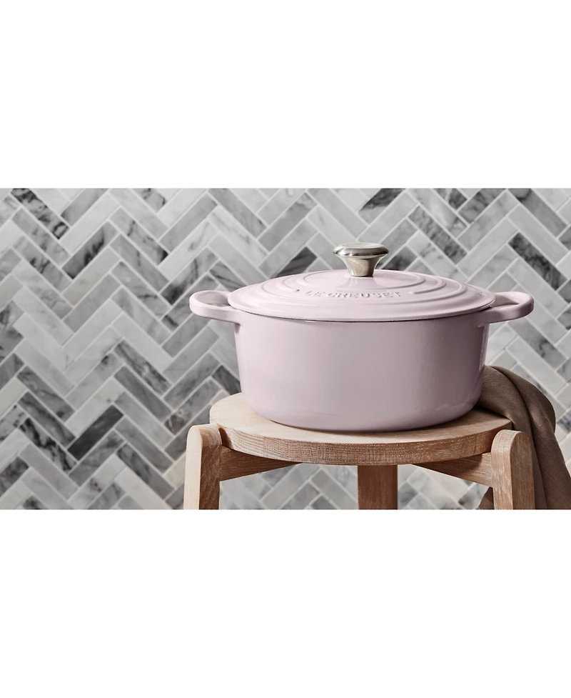 Le Creuset Signature Enameled Cast Iron 5.5 Qt. Round Dutch Oven