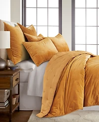 Levtex Calabria Velvet Quilt, Full/Queen