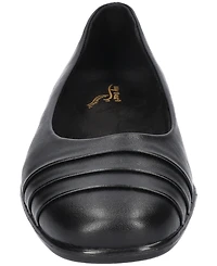 Easy Street Women's Hayes Square Toe Flats