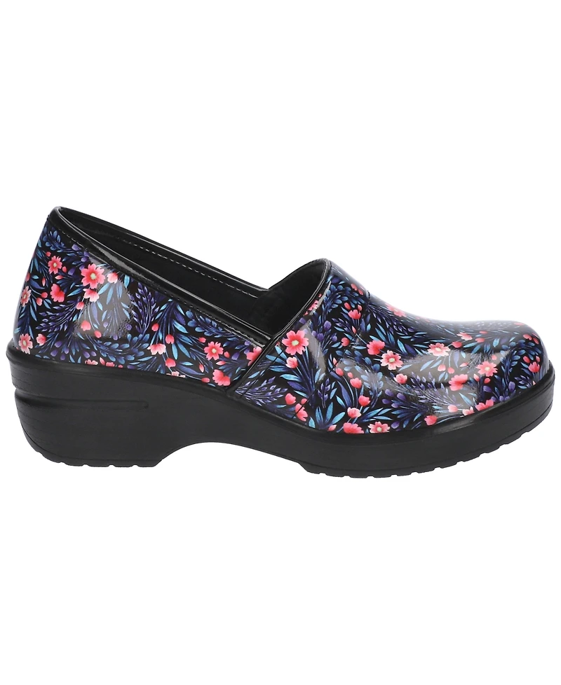 Easy Street Women's Lyndee Slip Resistant Clogs