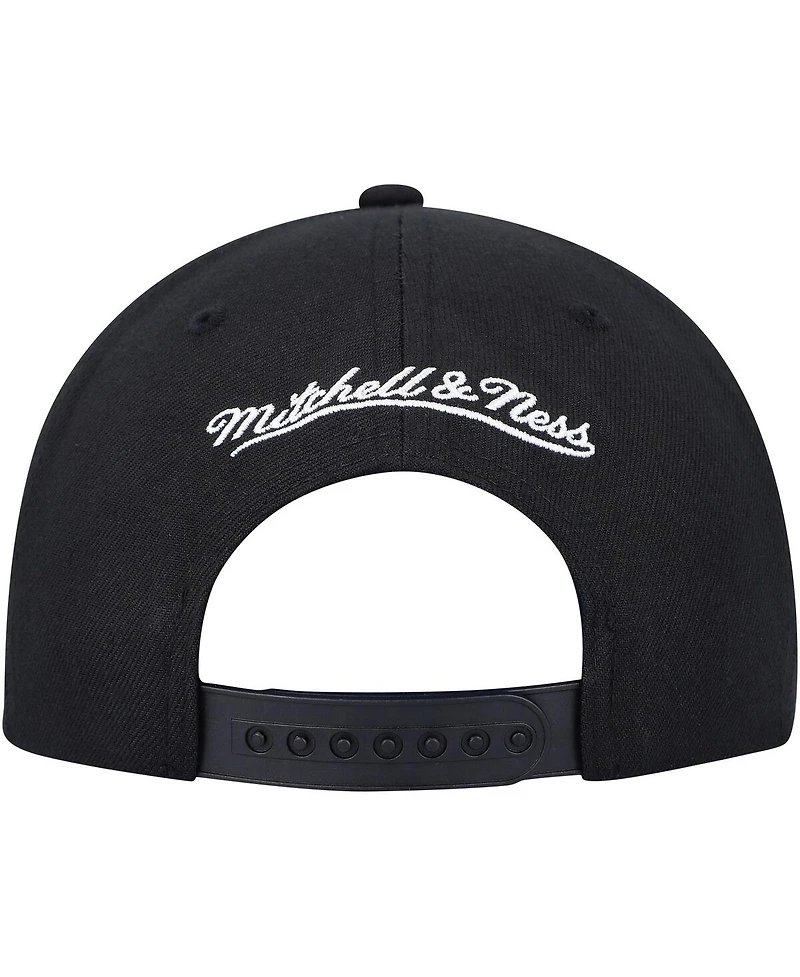 Men's Mitchell & Ness Black Chicago Bulls Soul High-Grade Fade Undervisor Snapback Hat