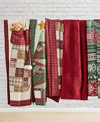 Greenland Home Fashions Jolly Stocking Patchwork Throw, 50" x 60"