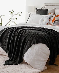 Battilo Wave-Link Texture Lightweight Throw, 50" x 60"