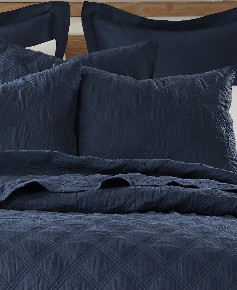 Levtex Washed Linen Relaxed Textured Quilt, King/California King